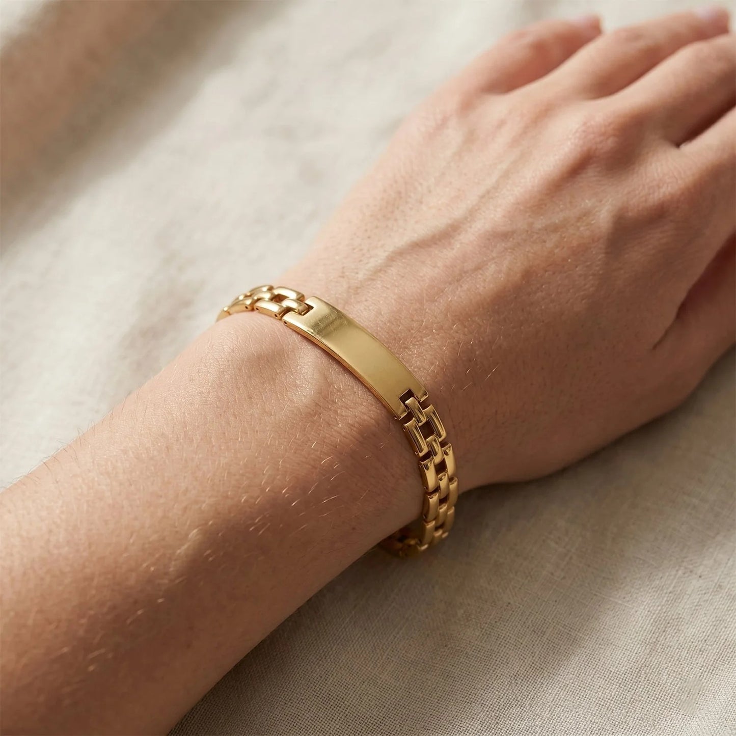 Customize Golden Rakhi – Elegant Gift for Rakshabandhan